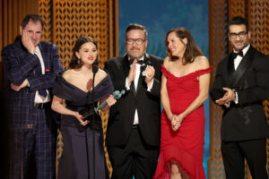 تكريم طاقم مسلسل Only Murders in the Building في حفل SAG Awards