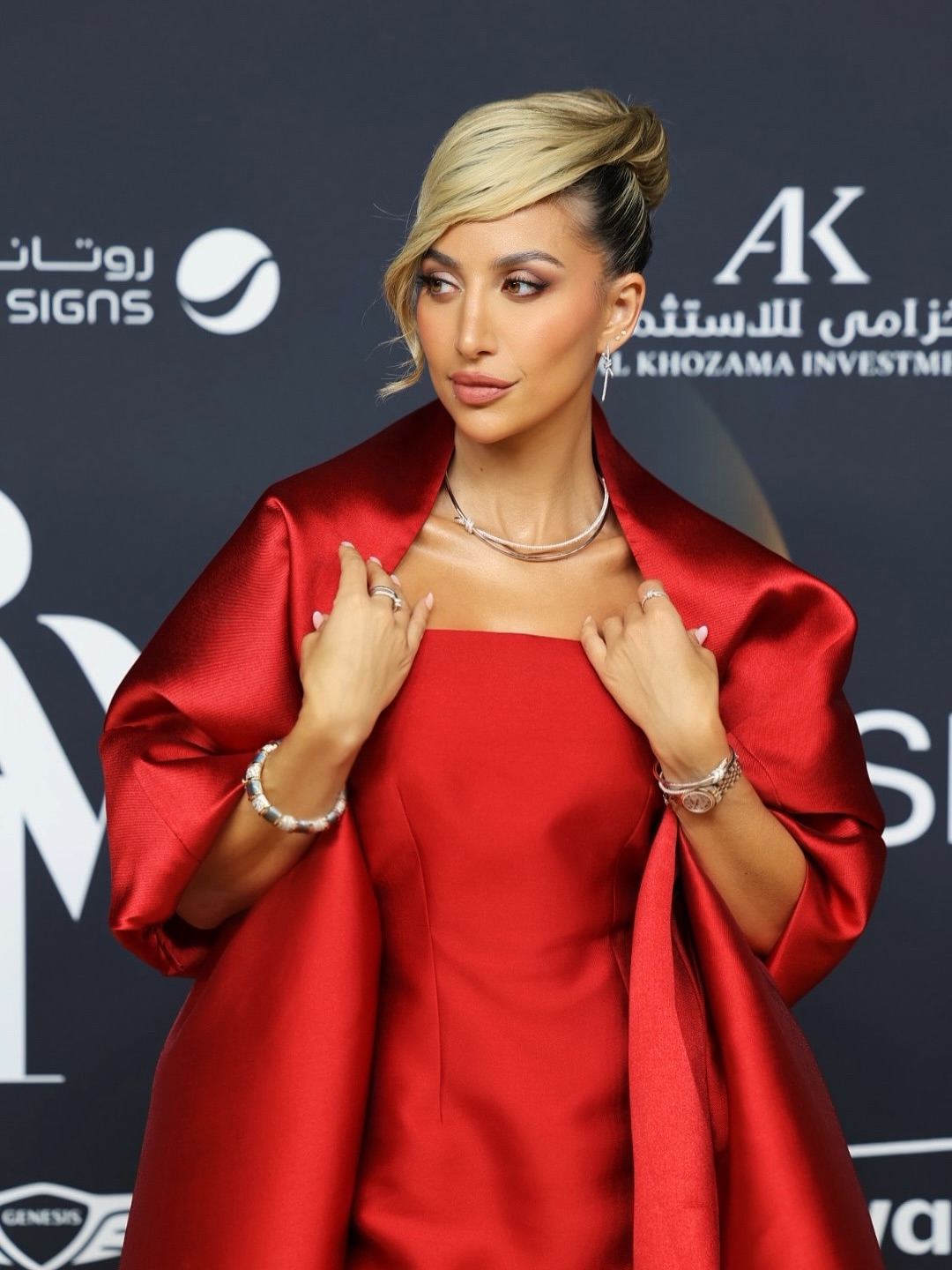 روز تتألق بمجوهرات تيفاني آند كو خلال أسبوع الأزياء في الرياض 