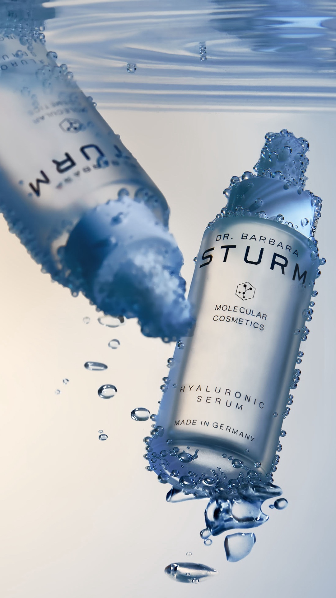 سيروم الهيلارونيك الجديد من DR. BARBARA STURM ترطيب فائق وفعالية علمية لمظهر أكثر شباباً