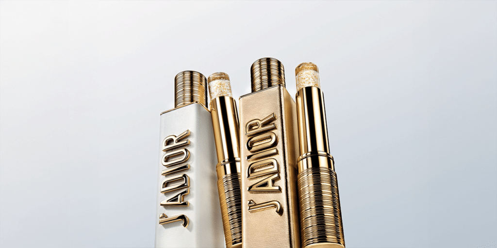  J’ADIOR من ديور: عندما يتحوّل العطر إلى قطعة أزياء وأسلوب حياة