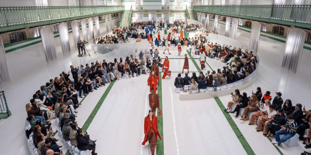 The Locker Room مجموعة لاكوست لربيع وصيف 2026 بين الرياضة والتأمل