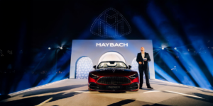  الظهور الإقليمي الأول لمرسيدس-مايباخ SL 680 Monogram Series في دبي