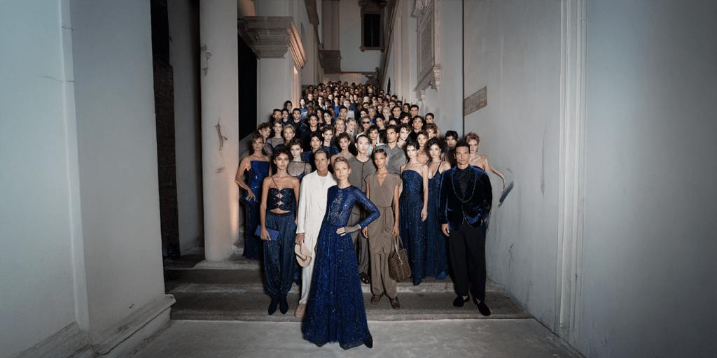 جورجيو أرماني في ميلانو: احتفال بمرور نصف قرن وتحية وداعية للمصمم الأسطوري