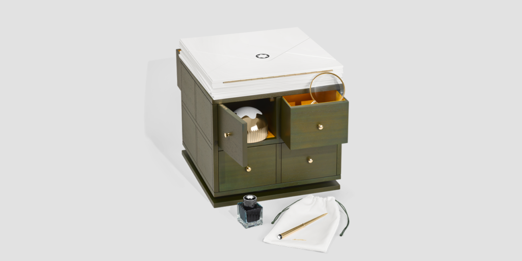 مون بلان تكشف عن تحفة الأعياد Happy Holidays Set بلمسة حصرية