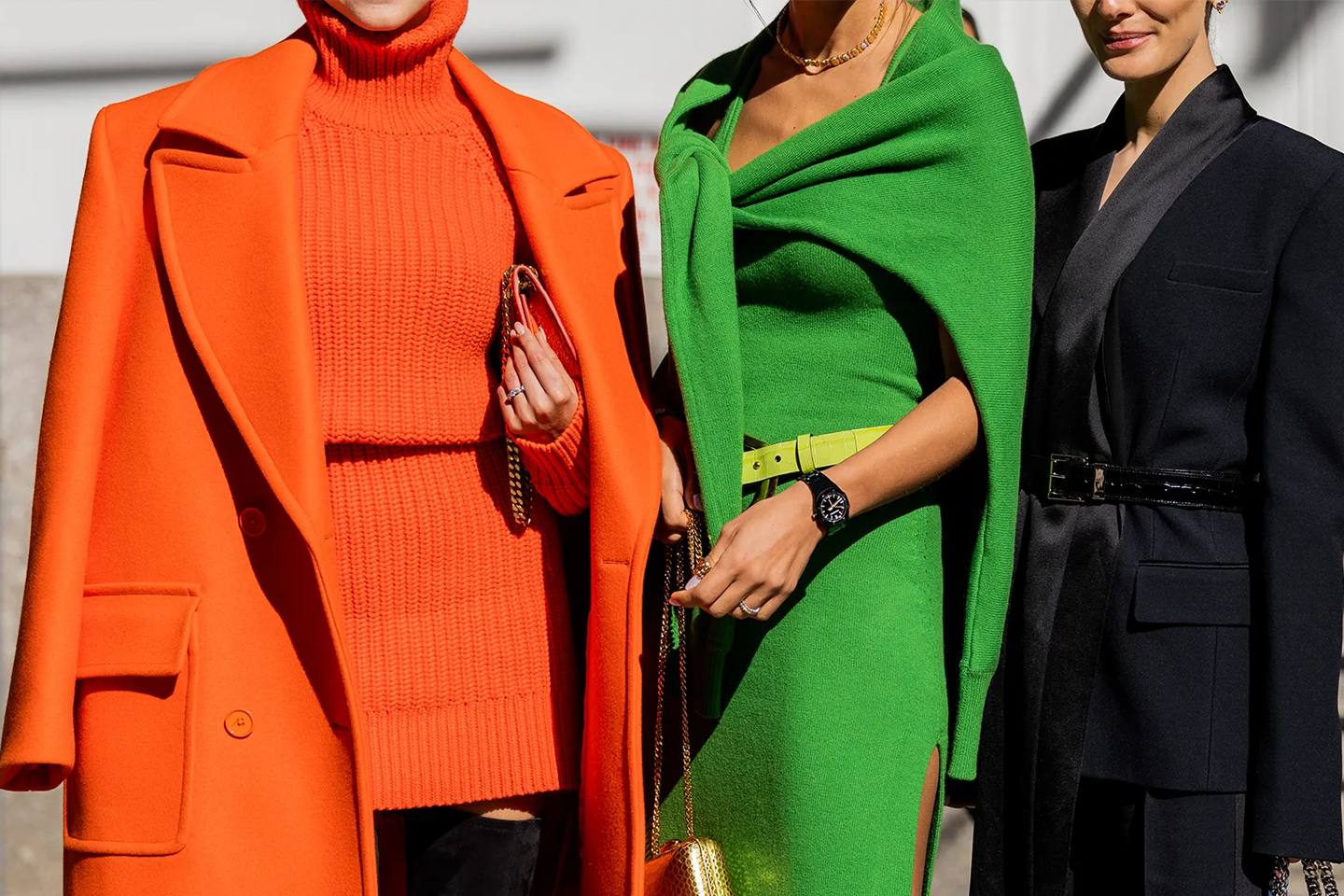 دليلك لأناقة استثنائية: اكتشفي ألوان الموضة لعام 2026 وكيفية تنسيقها