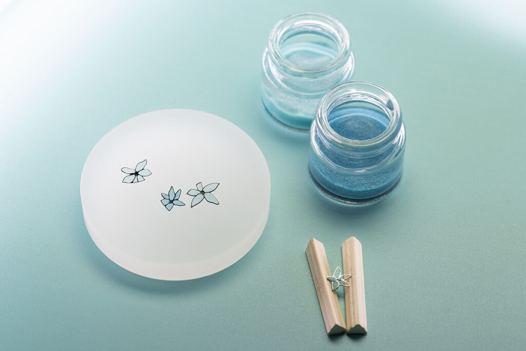 Tiffany Craft - The enamel flowers (2) @Tiffany & Co