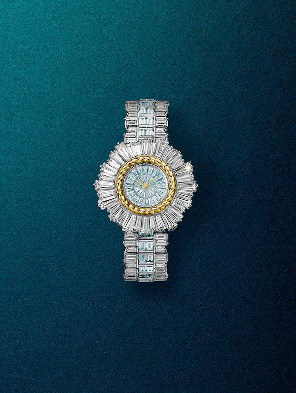 تجمع ساعة Tiffany Rope High Jewelry أكثر من 32 قيراطاً من الألماس مع قرابة 12 قيراطاً من الأكوامارين في قطعة فريدة