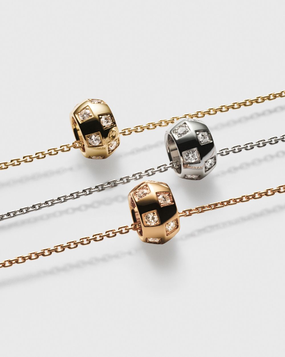 LE-DAMIER-DE-LOUIS-VUITTON-2026-LOUIS-VUITTON-FINE-JEWELRY-©Thomas-Lagrange-4